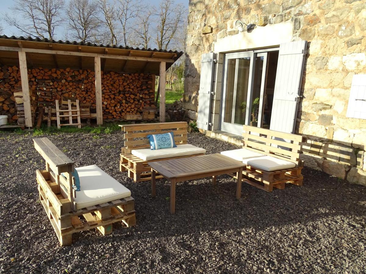 Bed and Breakfast La Ferme De Madelonnet Saint-Jeures Екстер'єр фото