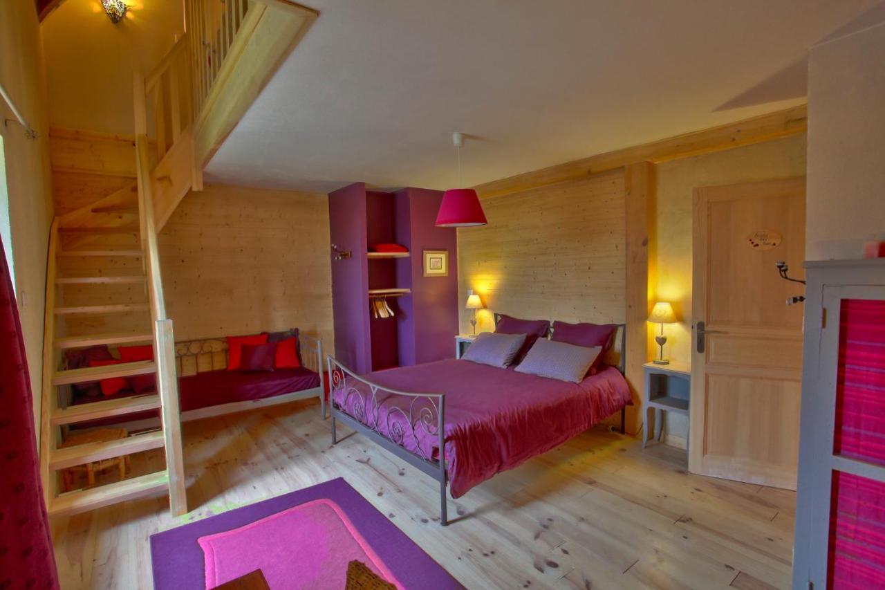 Bed and Breakfast La Ferme De Madelonnet Saint-Jeures Екстер'єр фото